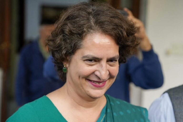 priyanka gandhi (2)